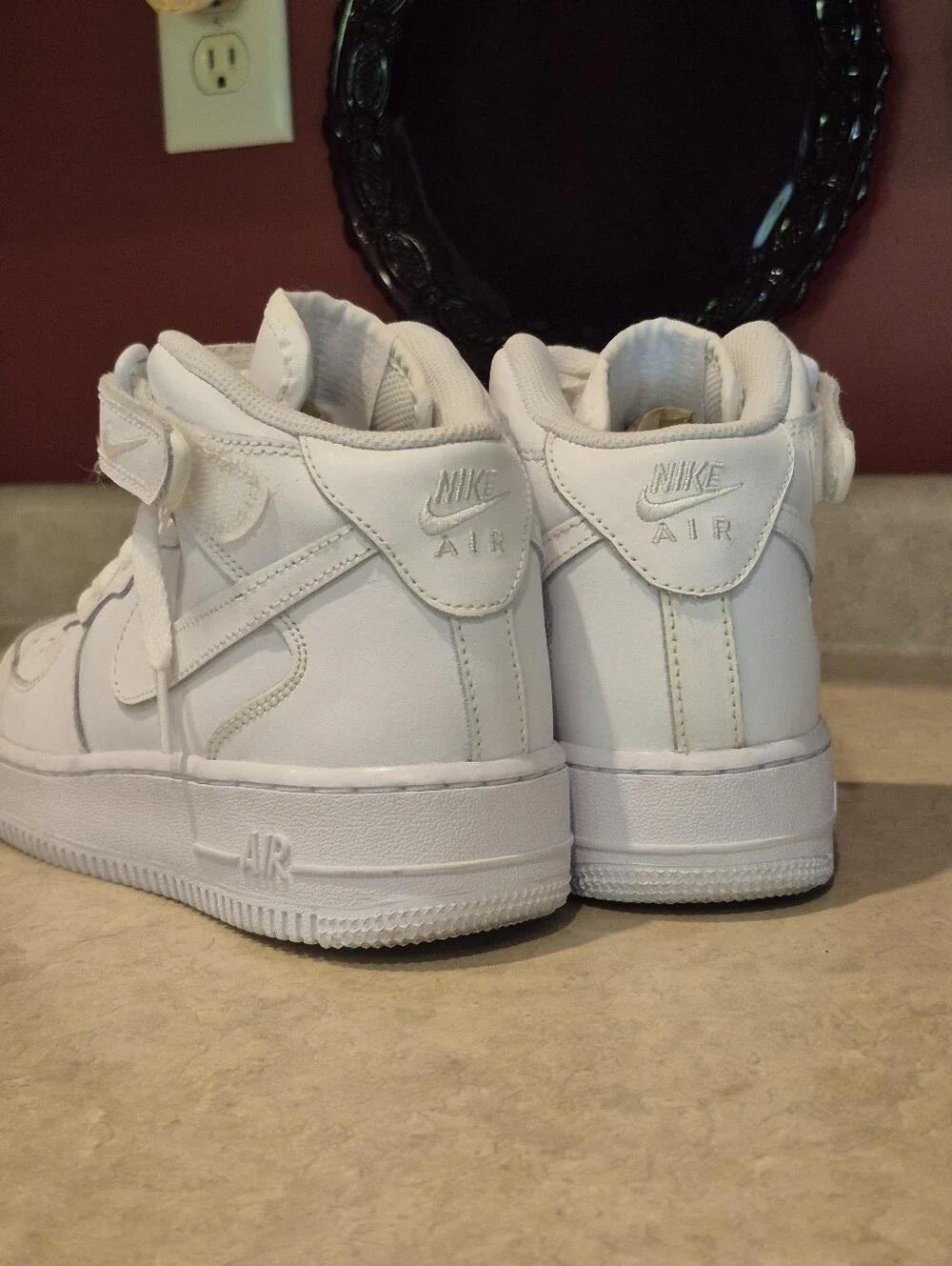Nike Air Force 1 White High-Top Sneakers Boys Size 6.5 Youth